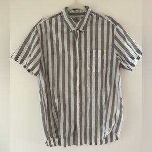 J crew button down short sleeved shirt